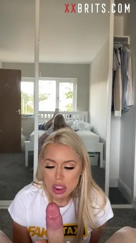 white girl ass clap dick